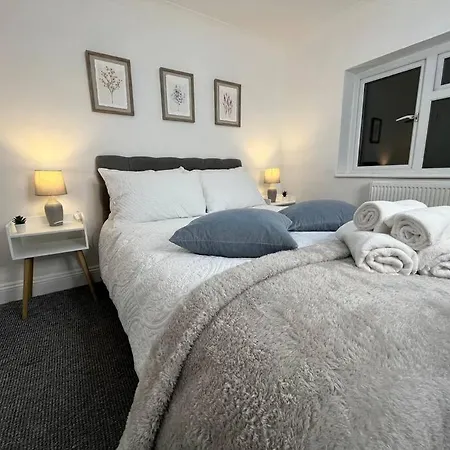 Modern & Stylish Haven In Heart Of London Apartment Exterior photo